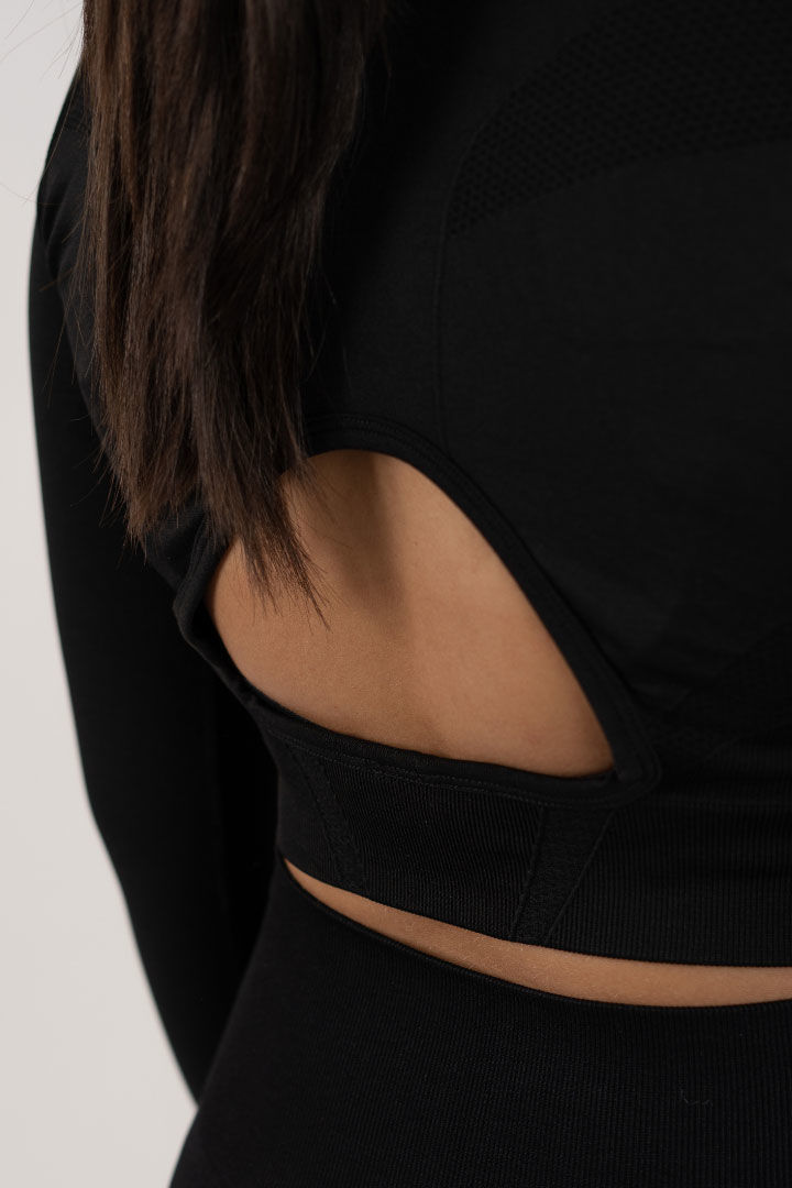 Picture of Peppy 02 Seamless Long Sleeve Crop-Black
