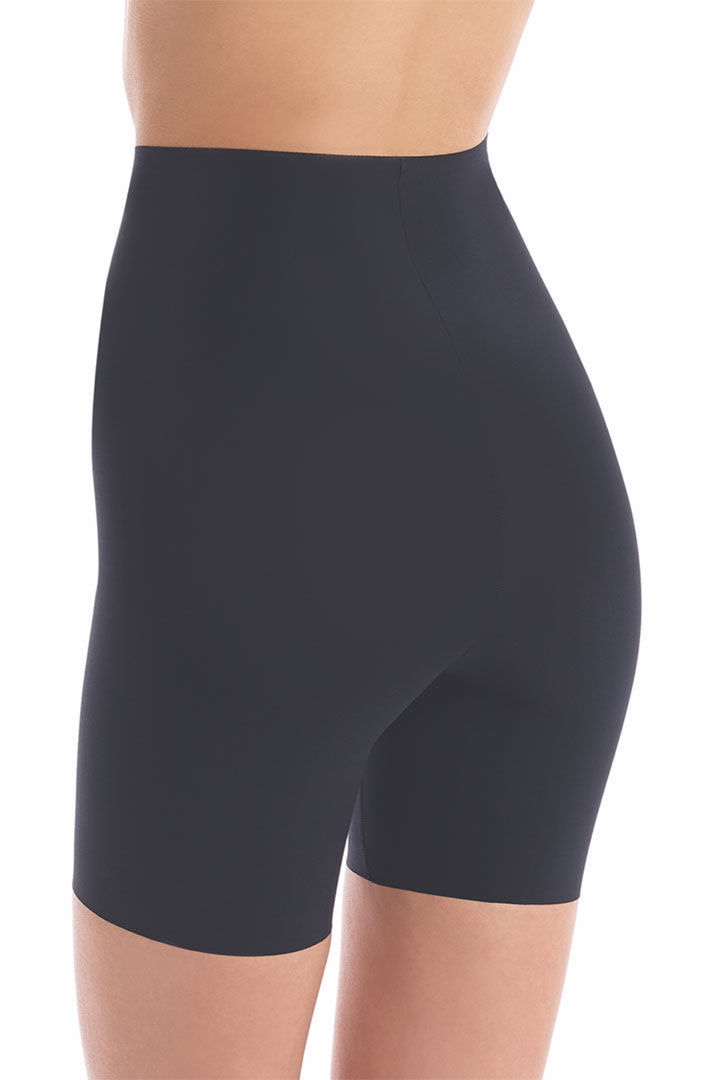 Picture of Control Short - Black