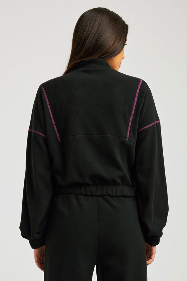 Picture of Mammoth Cropped Half Zip