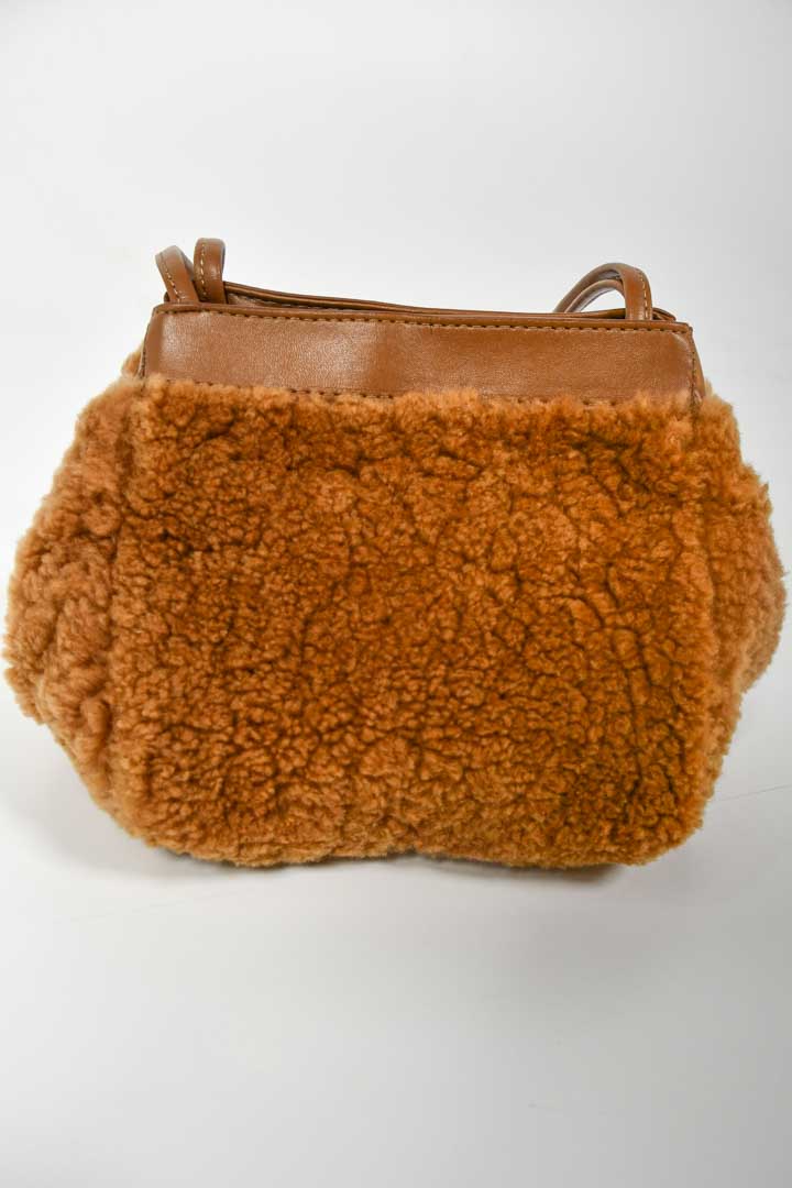 صورة Brown Furry Bag