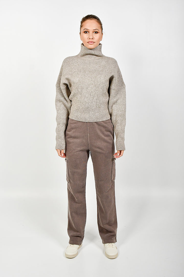 صورة Turtleneck Knitted Sweater