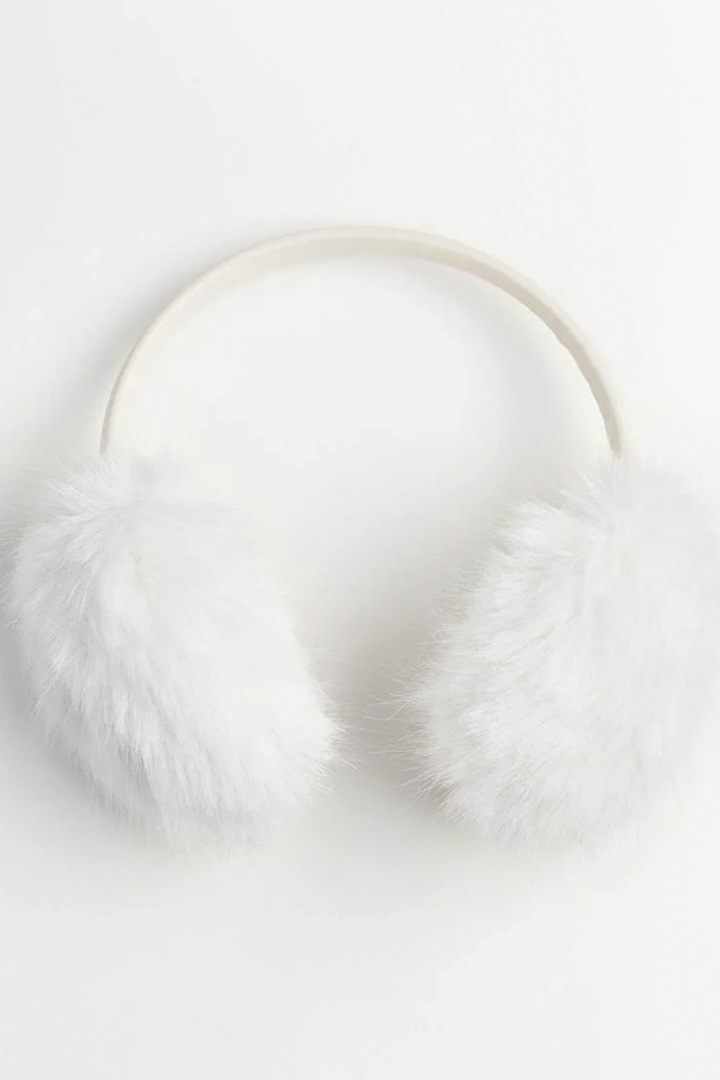 صورة Faux Fur Earmuffs-White