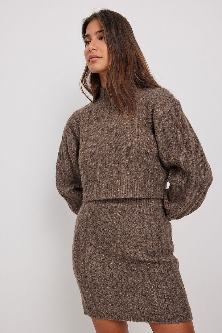 صورة Cable Knitted Short Sweater-Brown