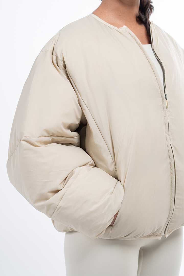 صورة Cropped Puffer Jacket-Beige